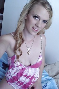 Blonde Ex GF Nikki Reveals Her Tasty Features And Got Her Pussy Banged With A Dick