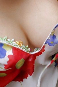 Japanese Nurse Is A Bitch For Her Kinky Patients And Likes Tastes Of Warm Jizz