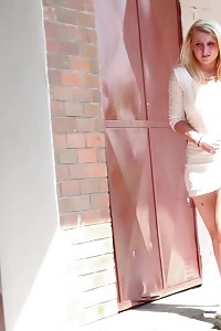Excited Looking Blonde Sprays Her Pee Outside